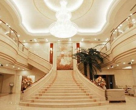 Liaoyang Hotel Interior photo